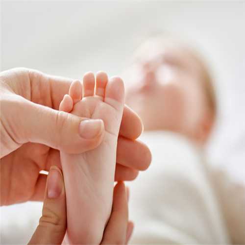 哪里有可以代孕生孩子的_带宝宝不能留指甲，原因有这些